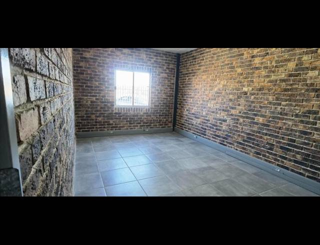 INDUSTRIAL PROPERTY TO RENT IN N4 GATEWAY INDUSTRIAL PARK